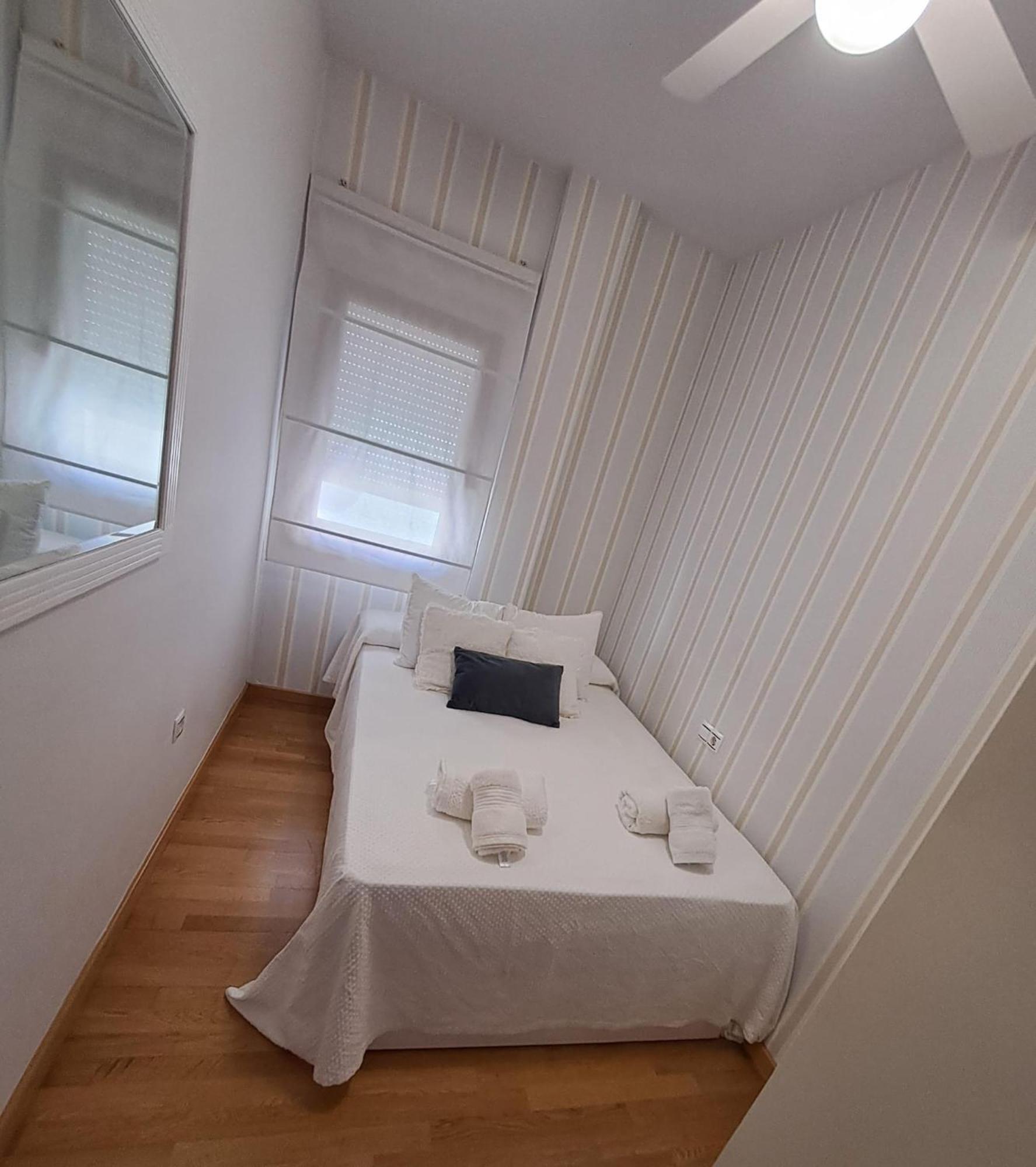 Agua 21 Apartment Malaga Exterior photo